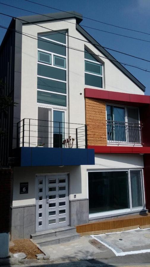 Ri-In Mokpo Guesthouse Buitenkant foto